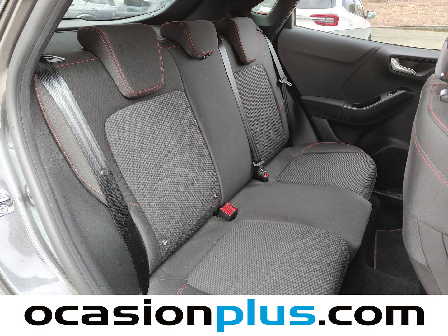 Foto Ford Puma Ford Puma 1.0 EcoBoost MHEV ST-Line Auto (125 CV)