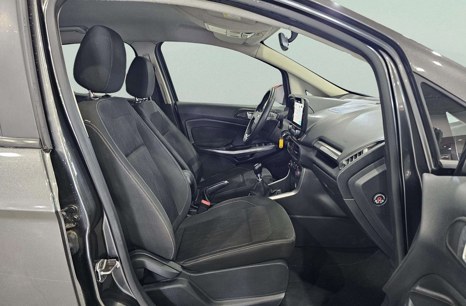 Ford EcoSport 1.5 TDCi Trend+ - foto 19