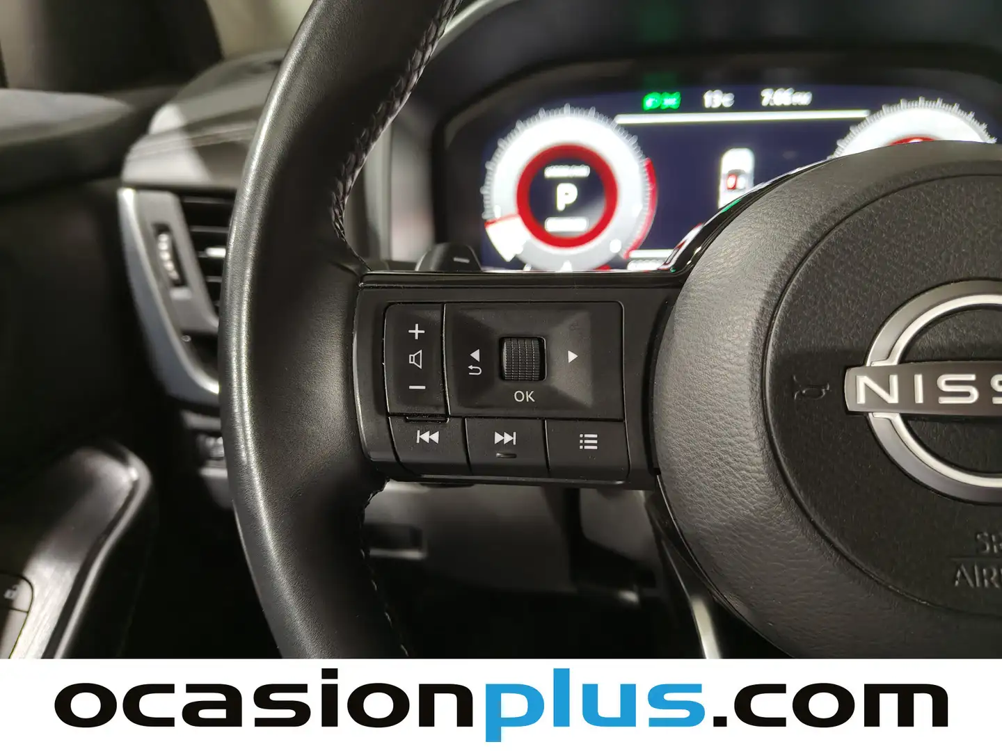 Foto Nissan QASHQAI Nissan Qashqai DIG-T 160 N-Connecta Xtronic (158 CV)