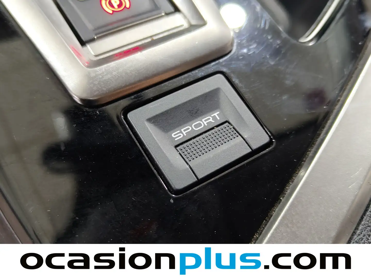 Foto Peugeot 3008 Peugeot 3008 PureTech 130 Allure EAT8 (130 CV)