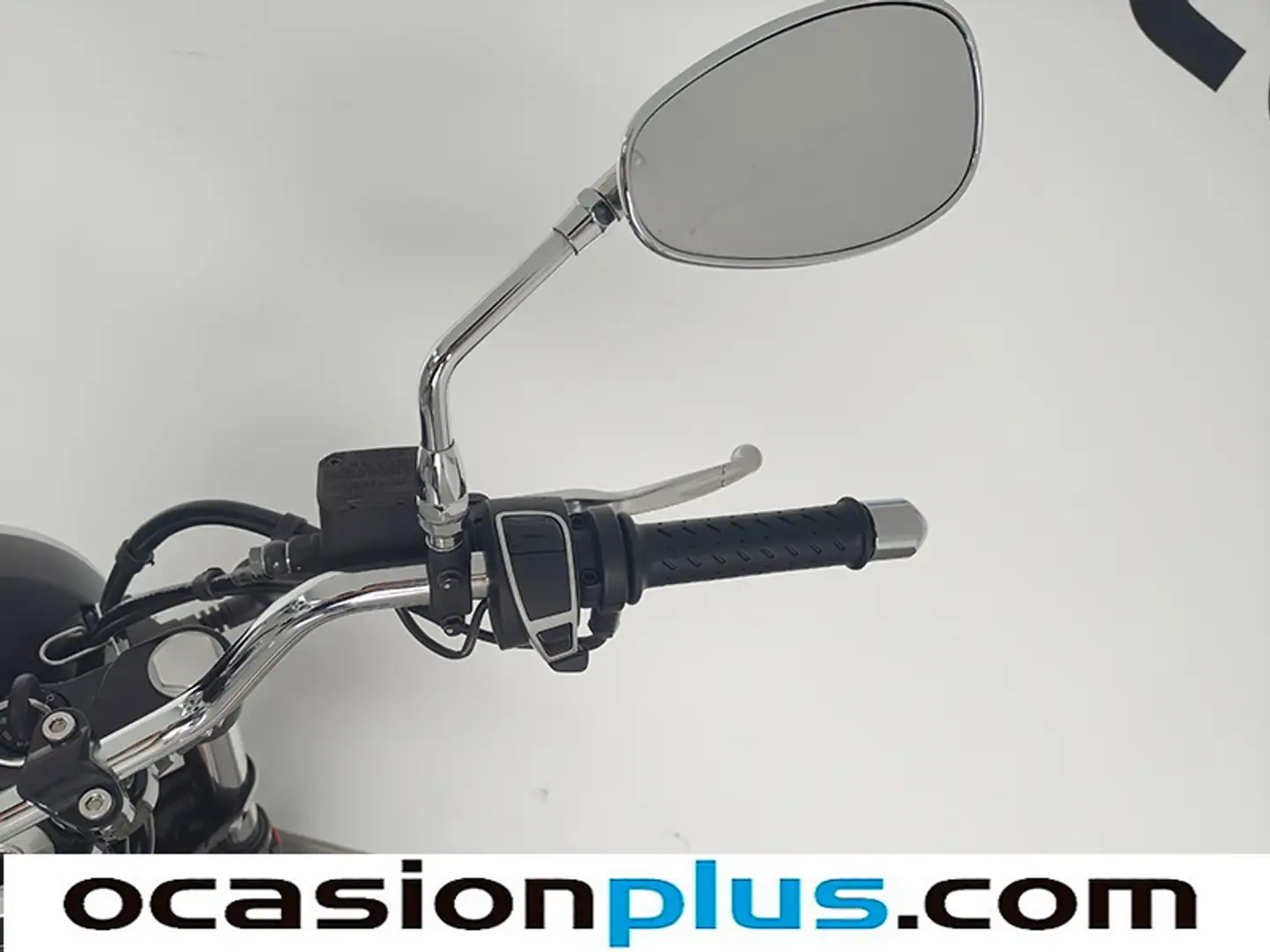 Foto Moto Guzzi V9 Moto Guzzi V9 Roamer