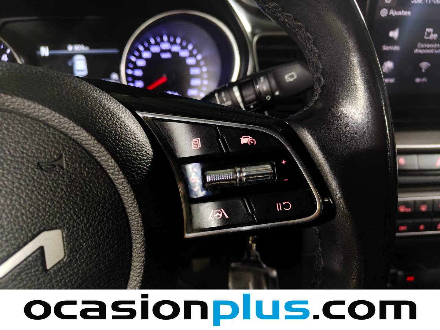 KIA Ceed KIA Ceed 1.6 MHEV iMT Drive (136 CV) 136cv