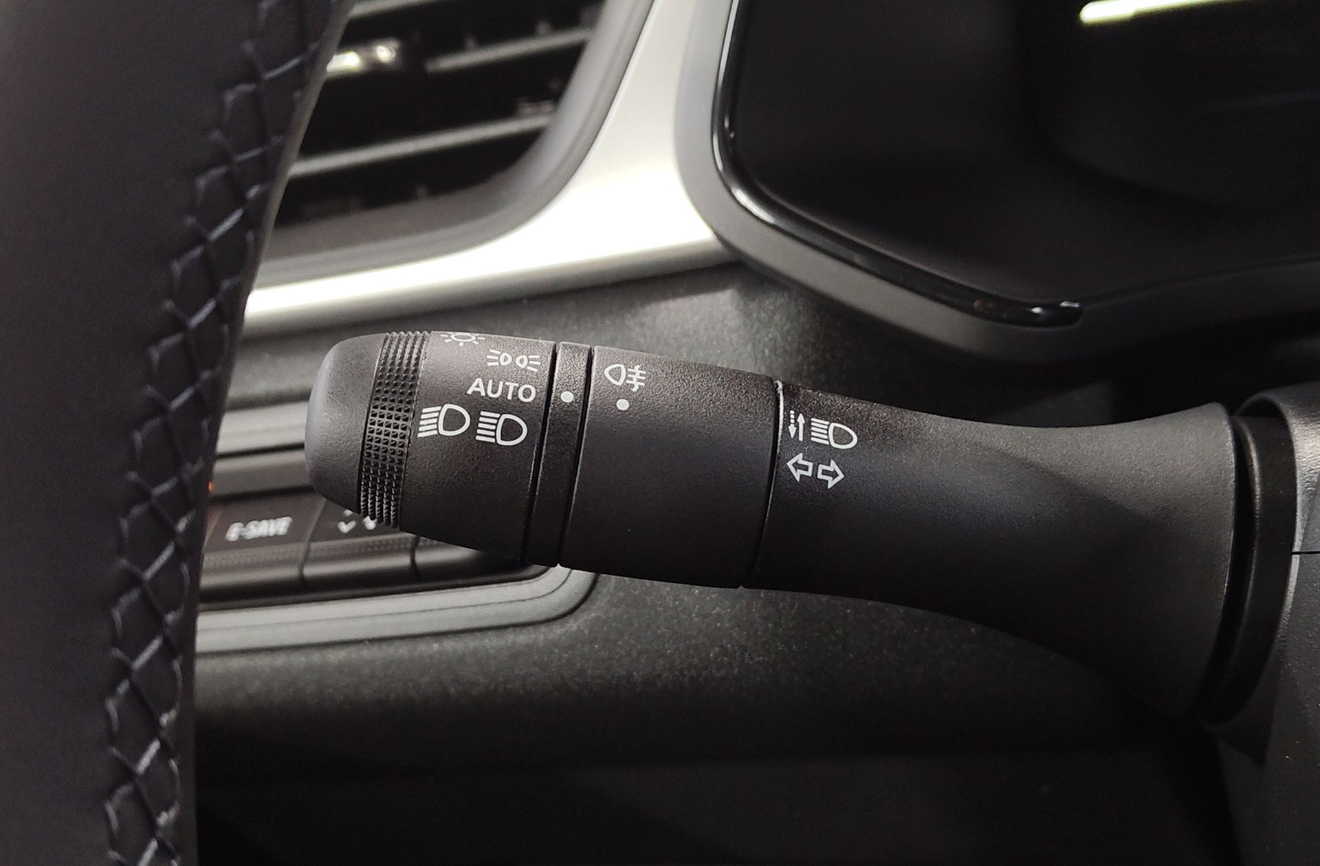 Renault Captur Evolution E-Tech full hybrid - foto 28