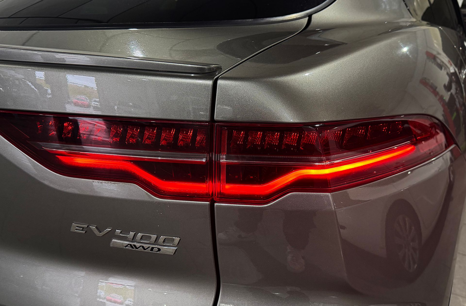 Jaguar I-Pace EV400 SE 4WD - foto 19