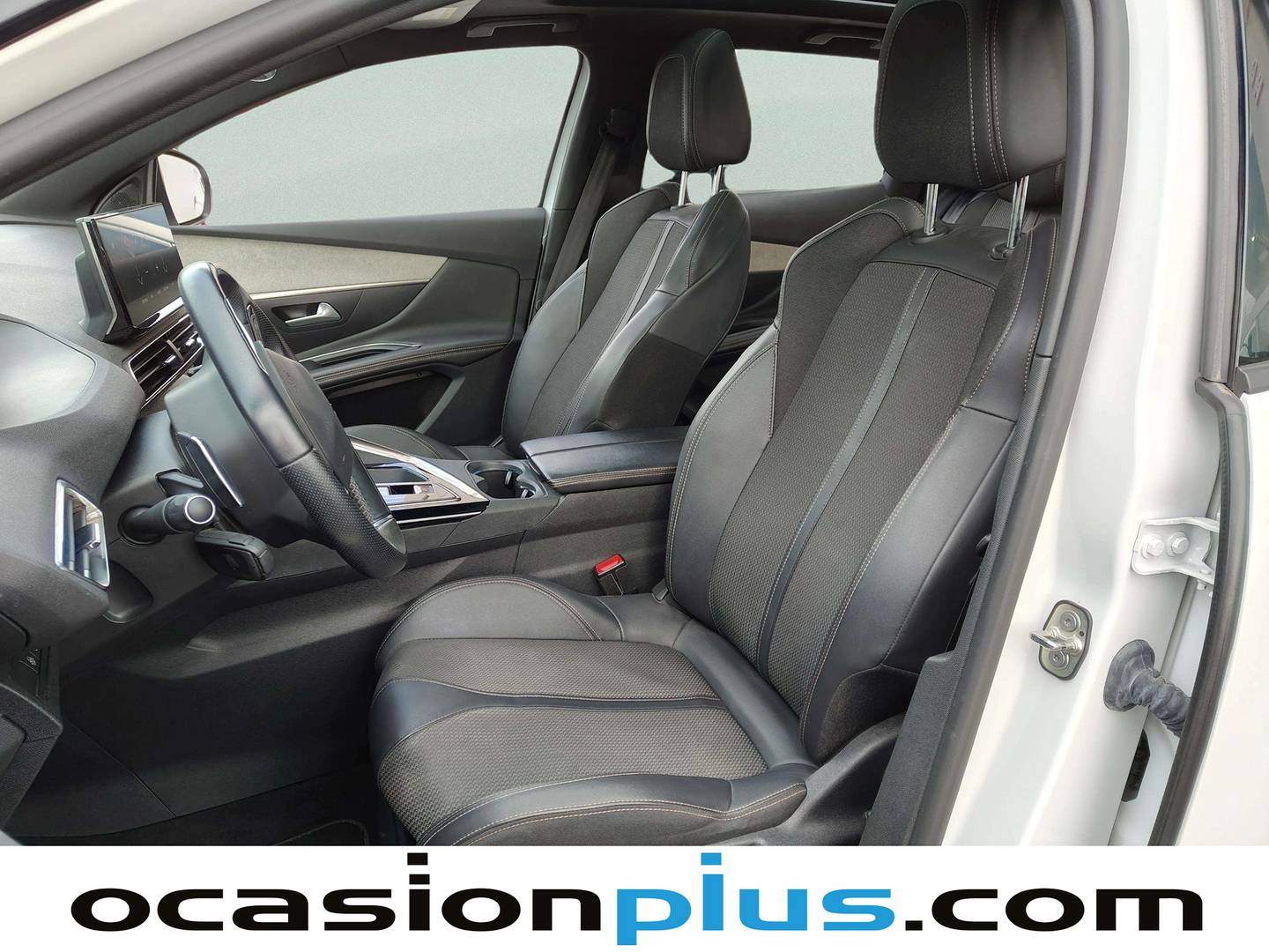 Foto Peugeot 3008 Peugeot 3008 PureTech 130 S&S GT EAT8  (130 CV)