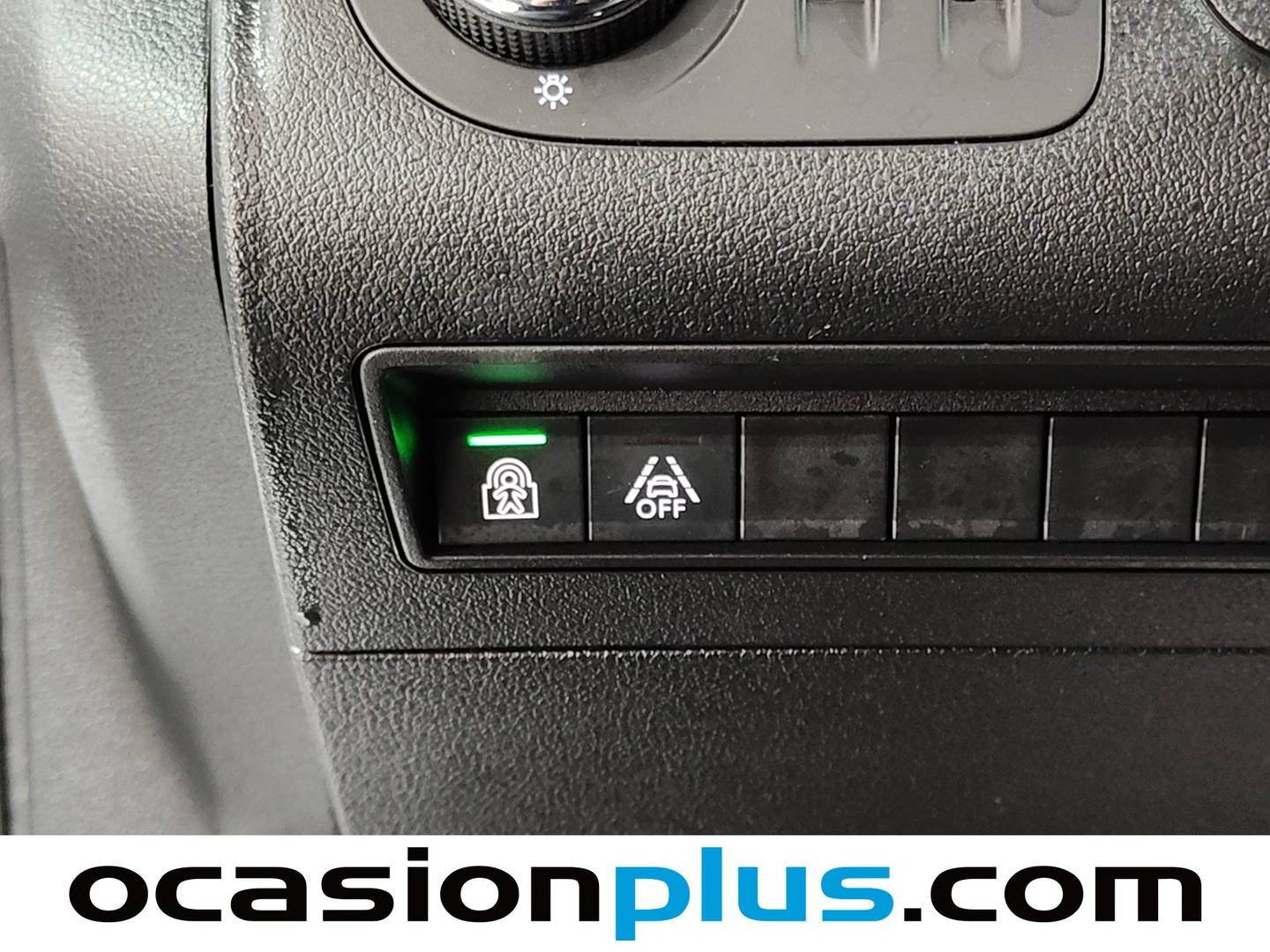 Foto Opel Combo Life Opel Combo Life 1.5 TD Business Edition Plus L1 (102 CV)