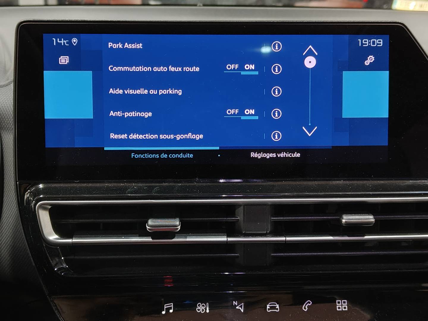 Foto Citroën C5 Aircross Citroen C5 Aircross Plug-in Hybrid Max e-EAT8 (225 CV)