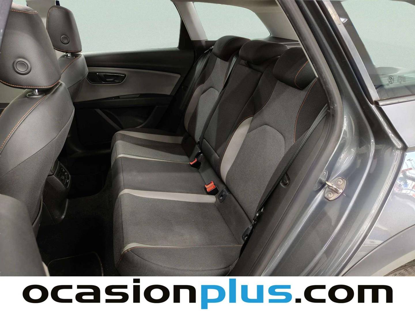 Foto asientos traseros Seat León Seat Leon Xperience 2.0 TDI S&S X-perience Plus 4Drive DSG6 (184 CV)