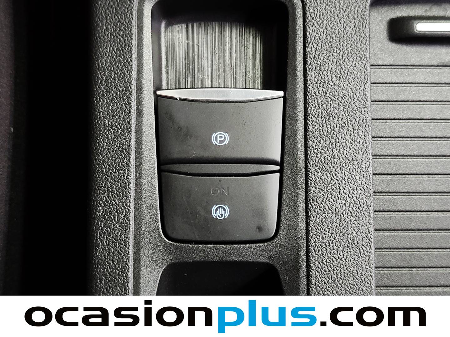 Ford Kuga Ford Kuga 1.5 EcoBoost S&S Titanium 4x2 (150 CV) de segunda mano