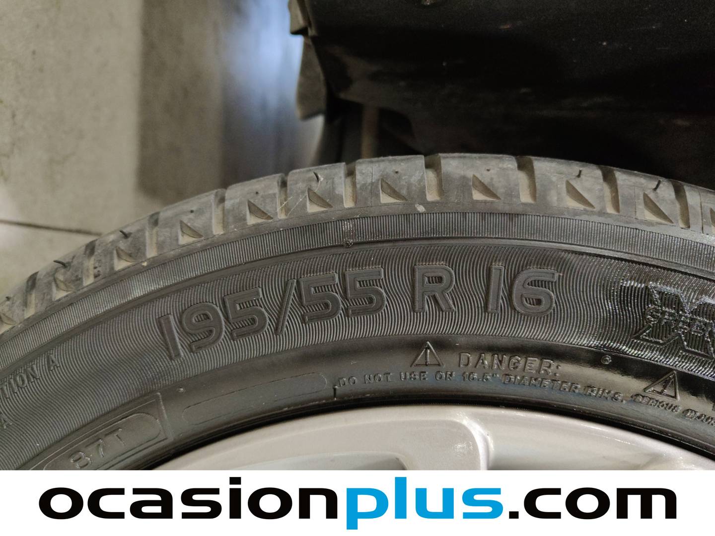 Citroën C-Elysee Citroën C-Elysee BlueHDi 100 Exclusive 74 kW (100 CV) diésel