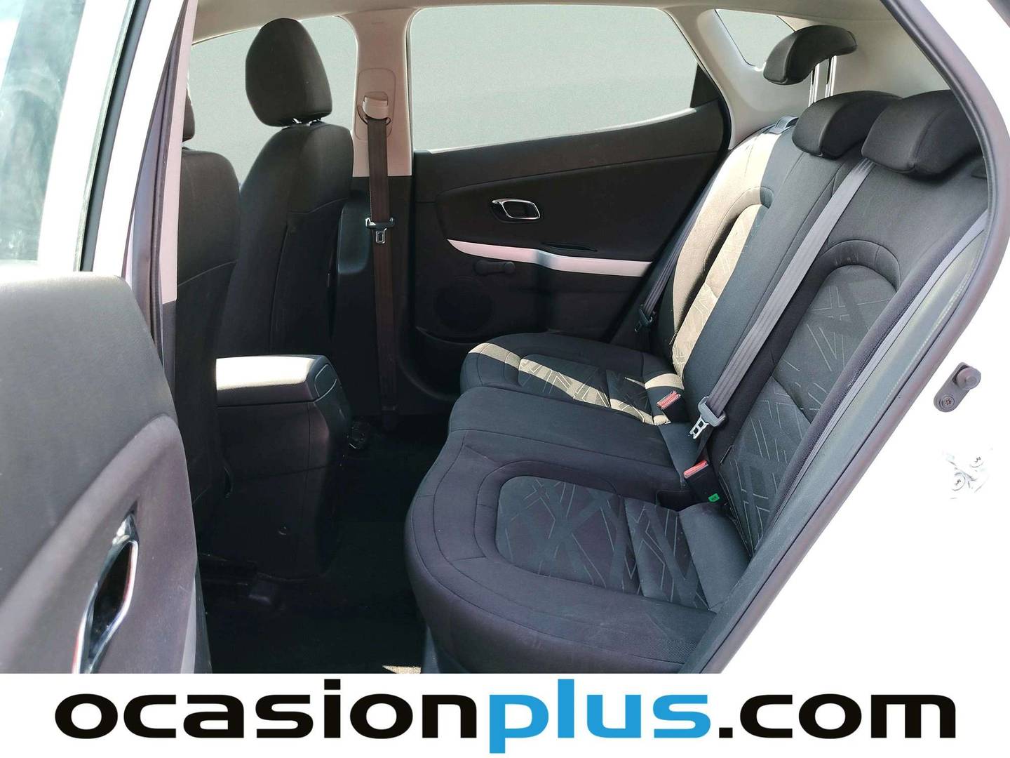 KIA Ceed KIA Cee`d 1.4 CVVT Concept Plus (100 CV) manual