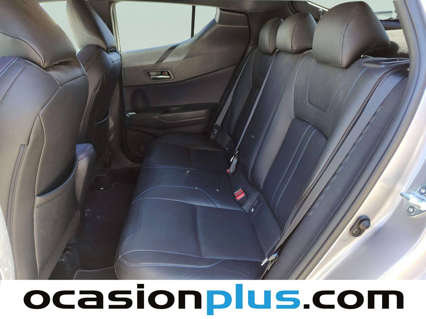 Foto asientos traseros Toyota C-HR Toyota C-HR 1.8 125H Launch Edition (122 CV)