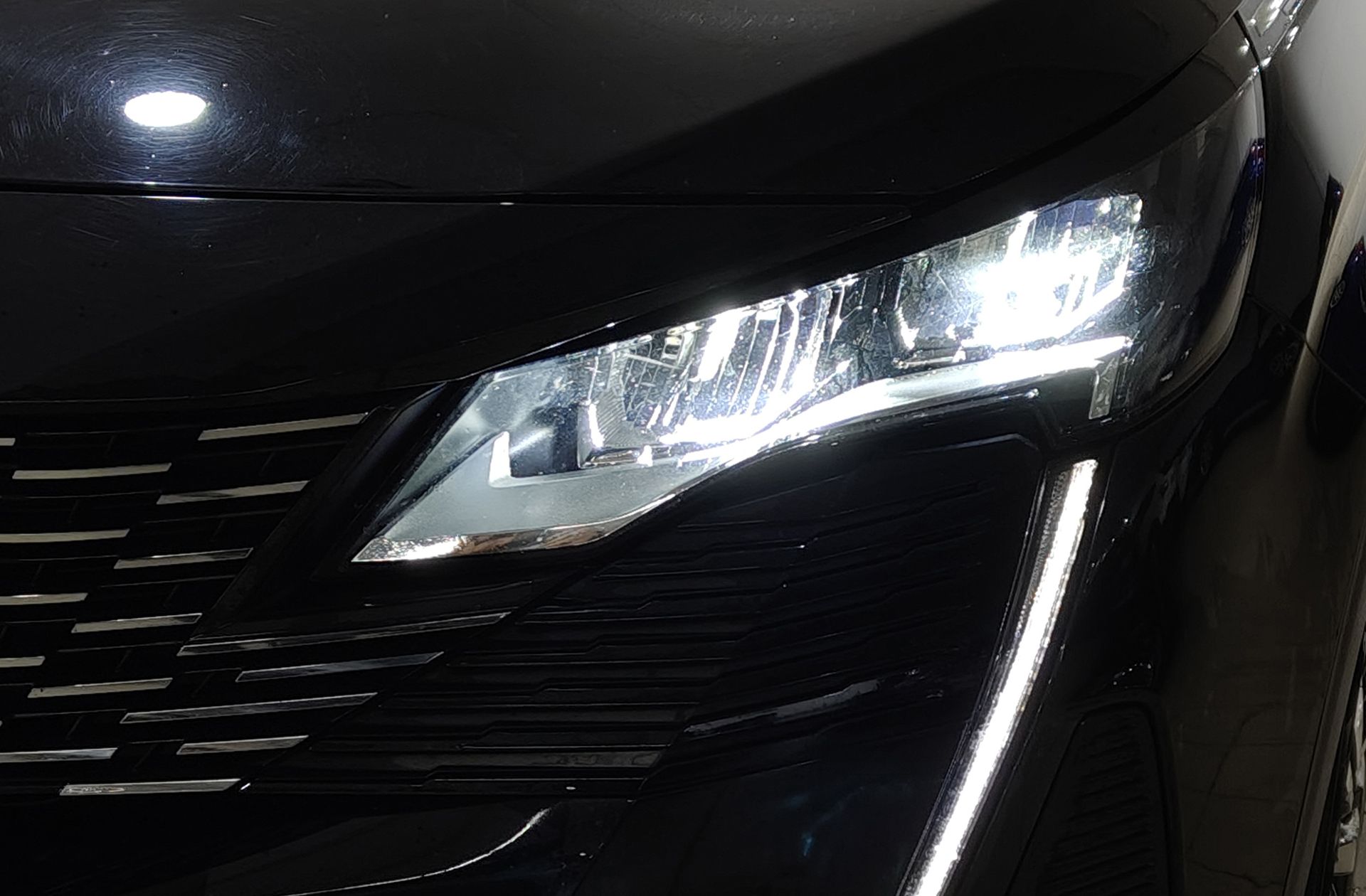 Peugeot 3008 300 Allure Pack e-EAT8 - foto 13