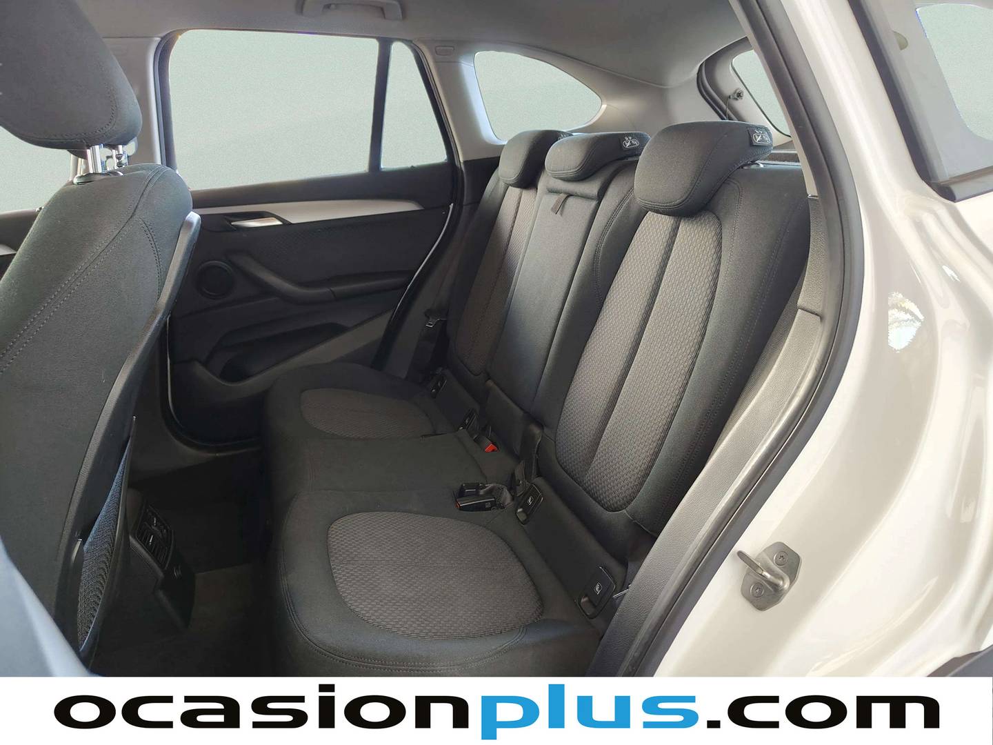 Foto asientos traseros BMW X1 BMW X1 sDrive18d Business (150 CV)