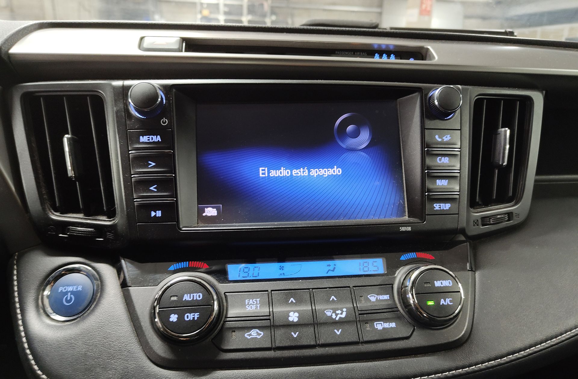 Toyota RAV4 2.5l hybrid Advance Pack Drive 2WD - foto 29