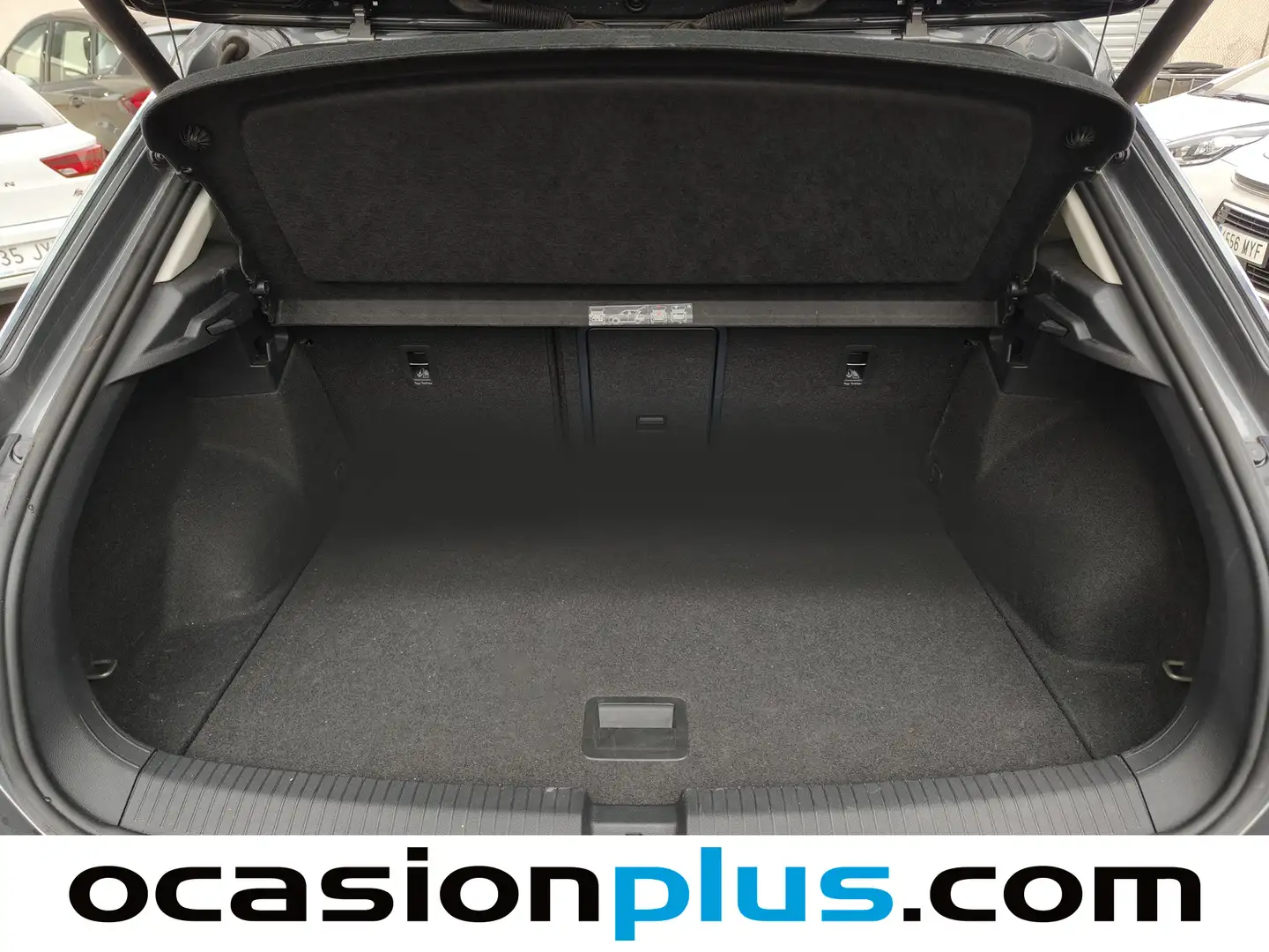 Foto Volkswagen T-Roc Volkswagen T-Roc Advance 2.0 TDI (150 CV) DSG