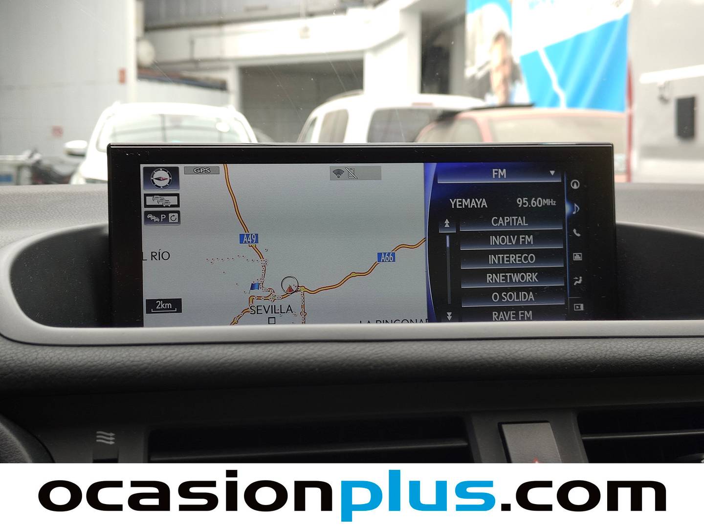 Extras del Lexus CT Lexus CT CT 200h F-Sport + Cuero (136 CV)