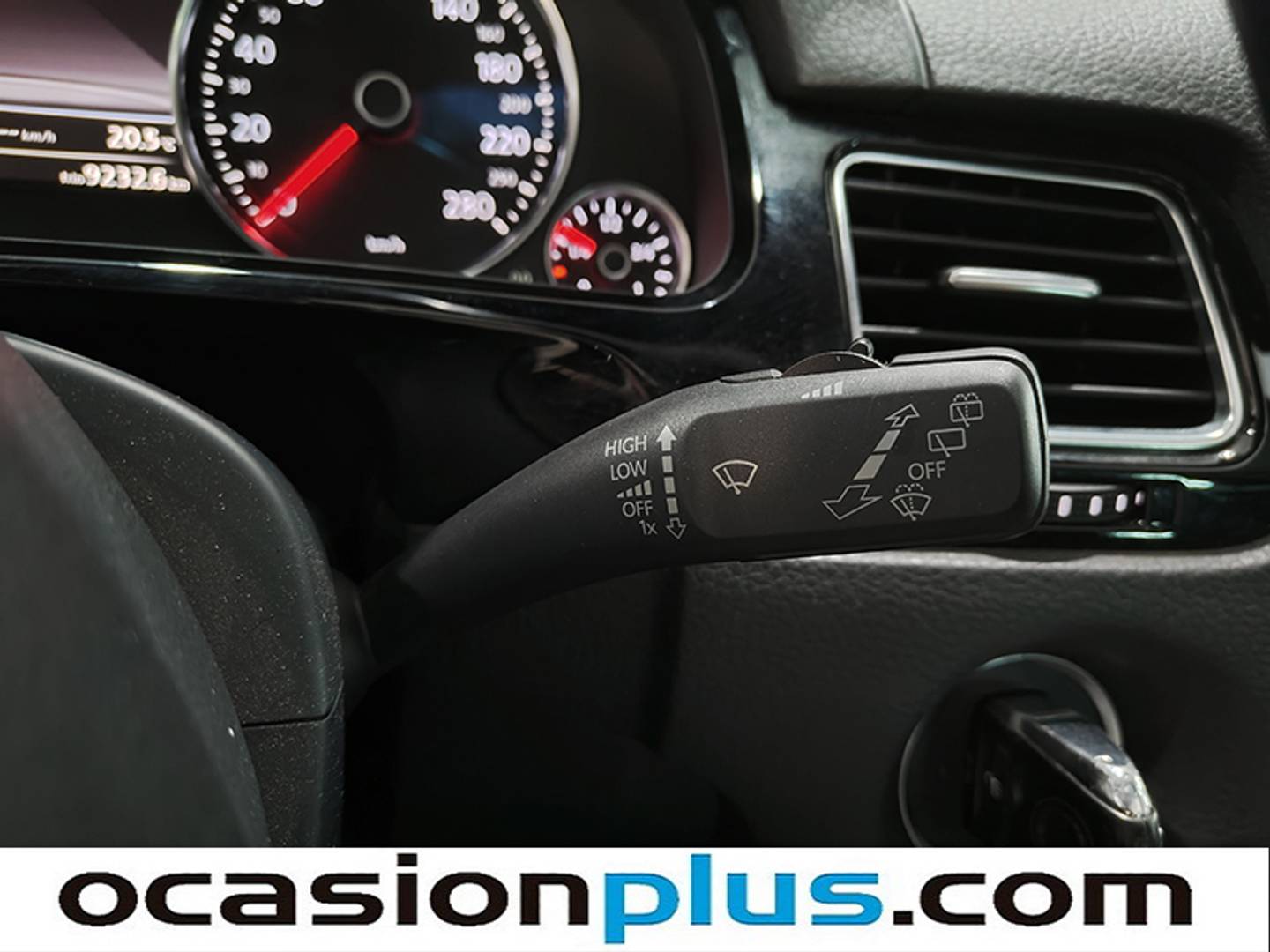 Foto Volkswagen Touareg Volkswagen Touareg R-Line 3.0 TDI BMT (204 CV) Tiptronic