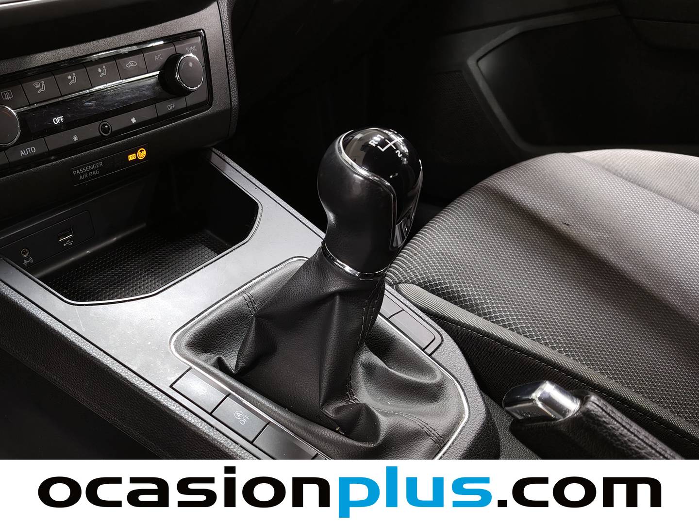 Seat Ibiza Seat Ibiza 1.0 MPI Style Plus (80 CV) de segunda mano