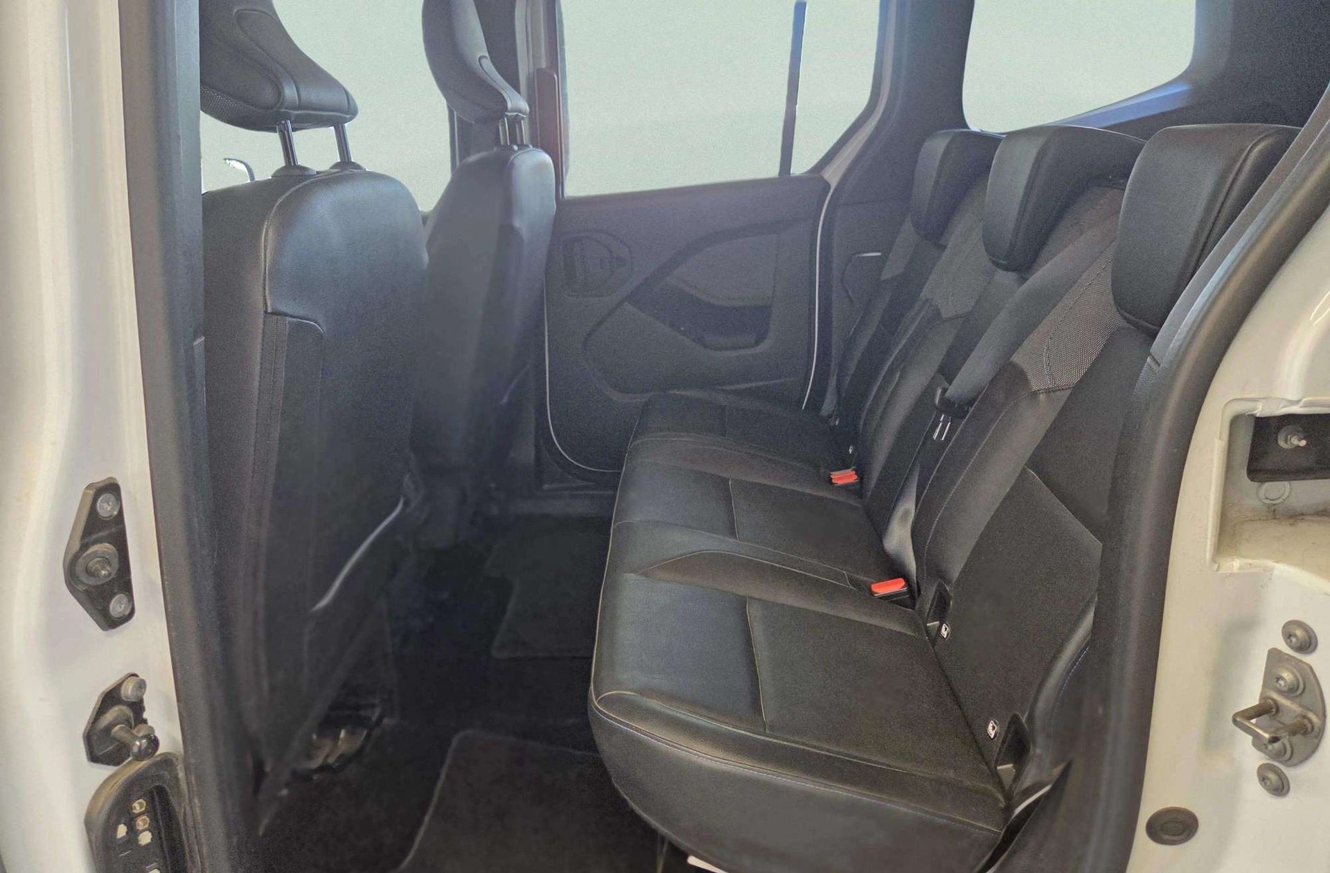 Nissan Townstar 1.3G L1 N-Connecta - foto 11