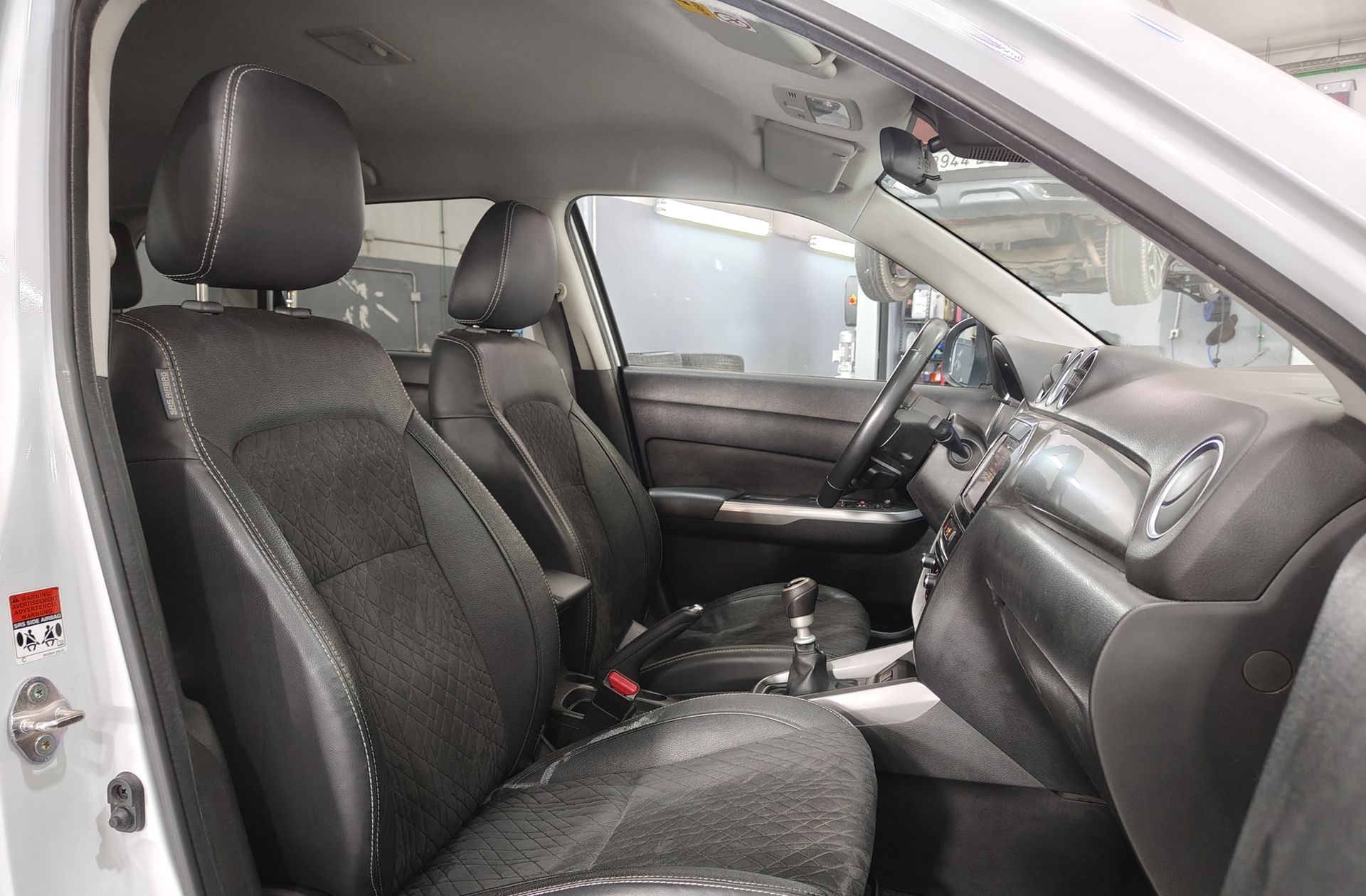 Suzuki Vitara 1.4 Turbo Mild Hybrid GLX - foto 18