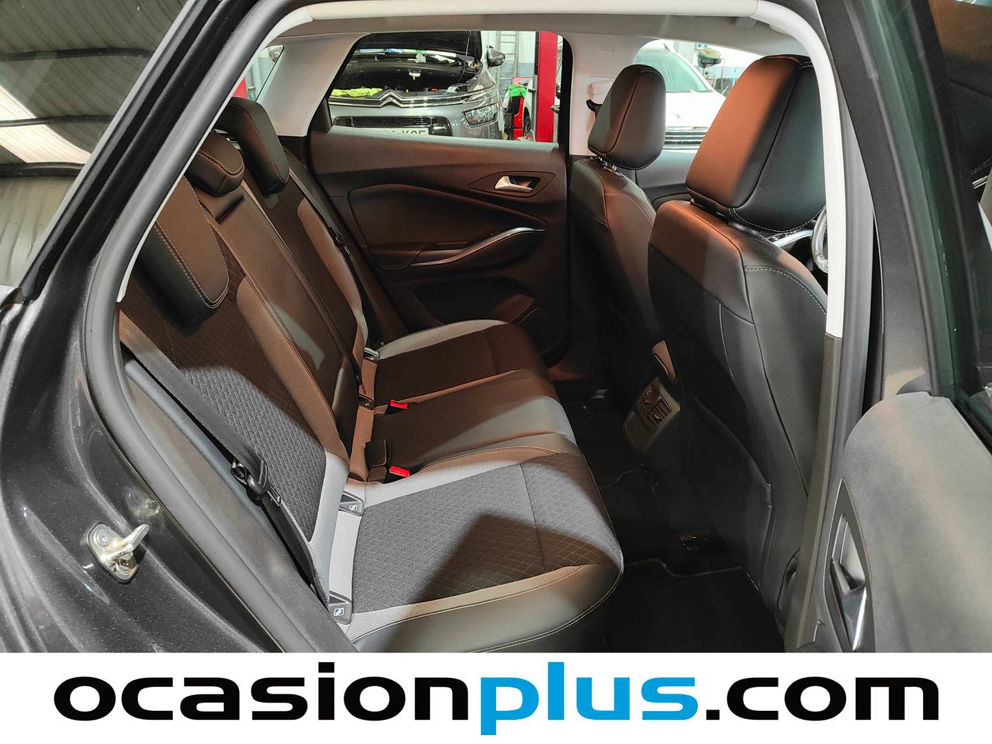 Foto Opel Grandland X Opel Grandland X 1.5 CDTi 120 Aniversario (130 CV)