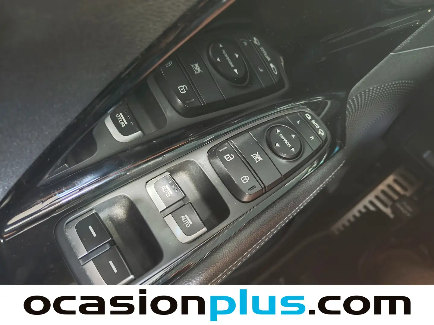 Foto KIA Niro Kia Niro 1.6 GDi HEV Híbrido Emotion  (141 CV)