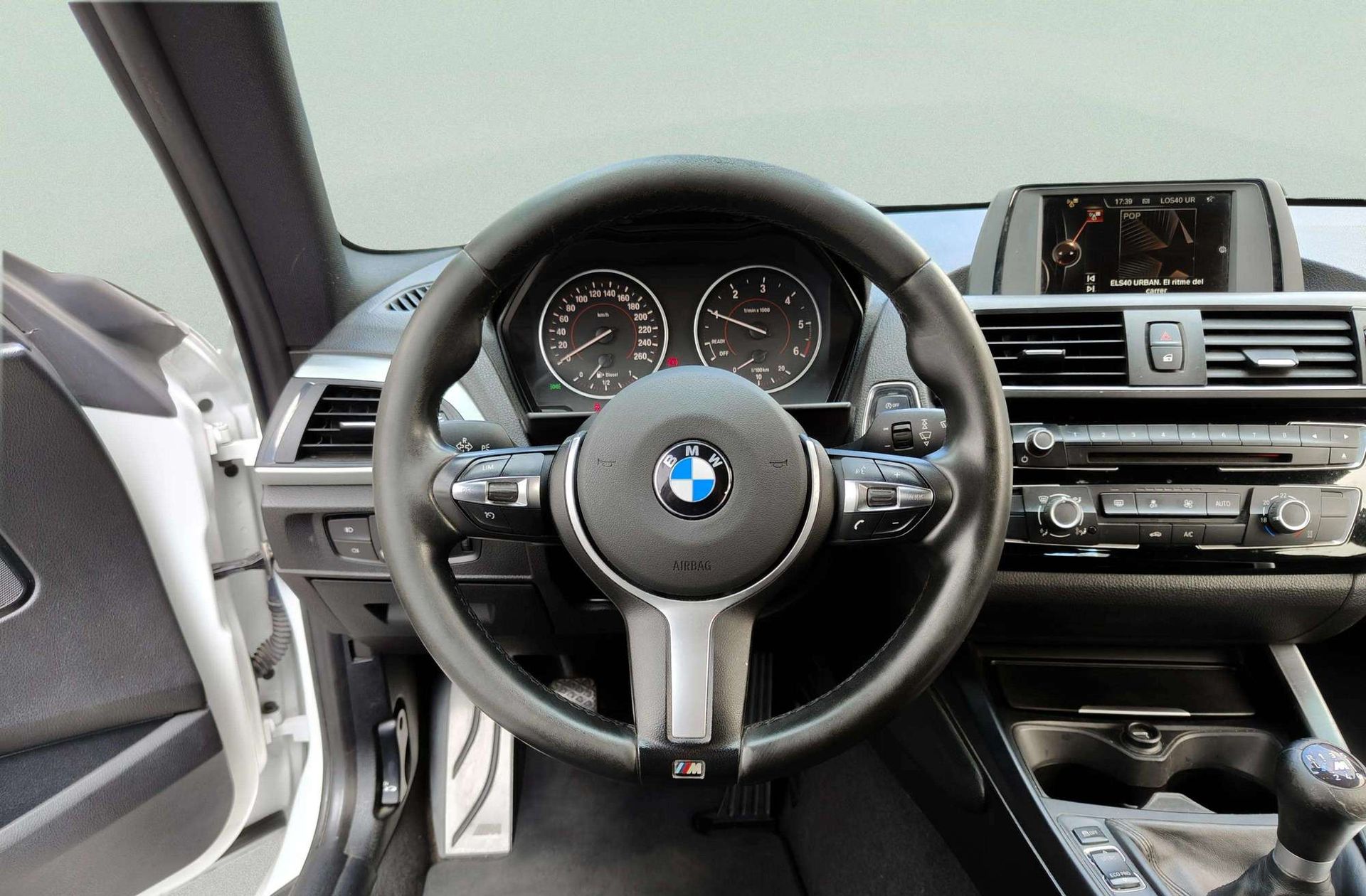 BMW Serie 1 116d Pack M - foto 24