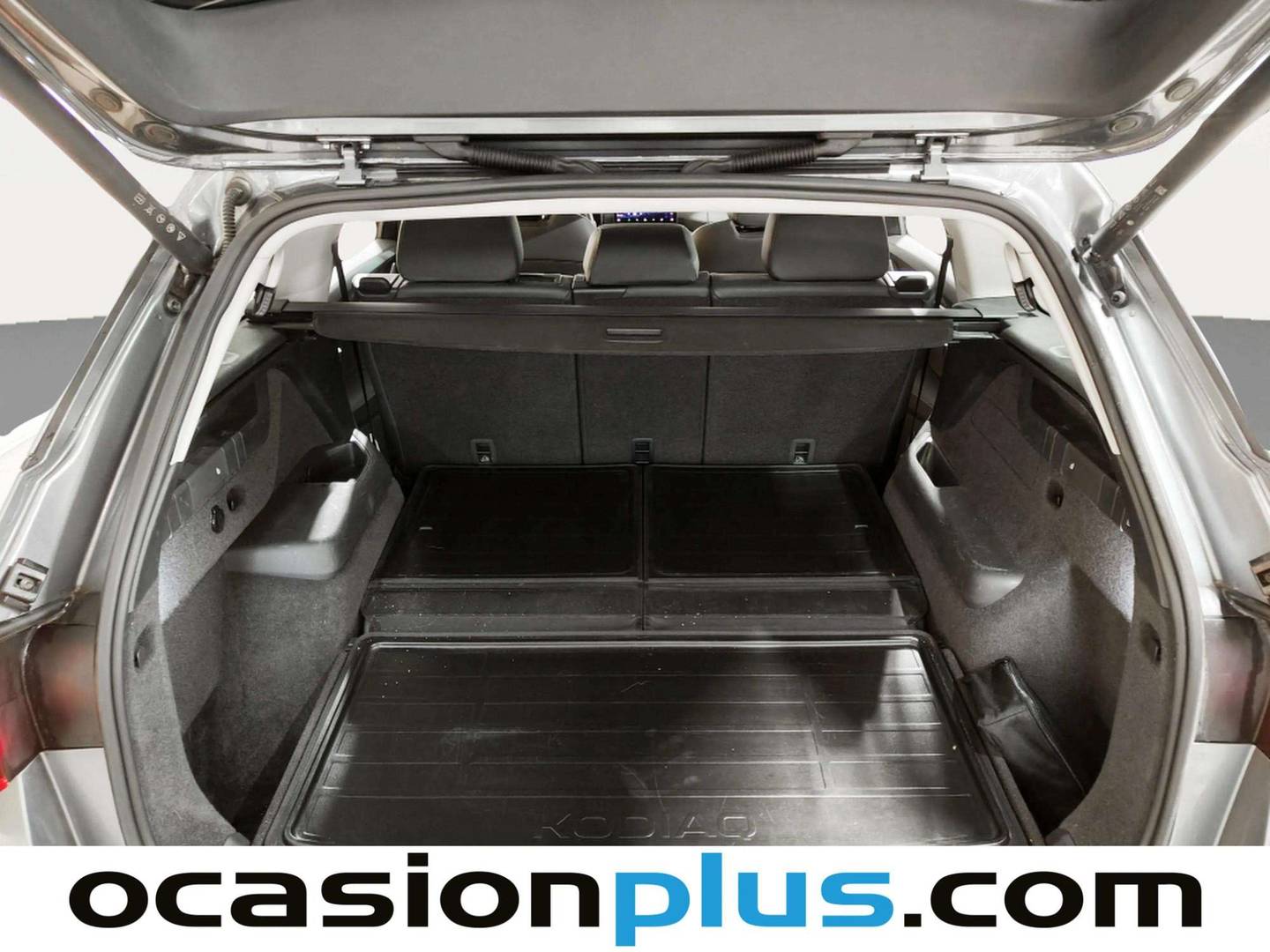 Foto Skoda Kodiaq Skoda Kodiaq 1.5 TSI m-HEV Design DSG 7 Plazas  (150 CV) siete plazas