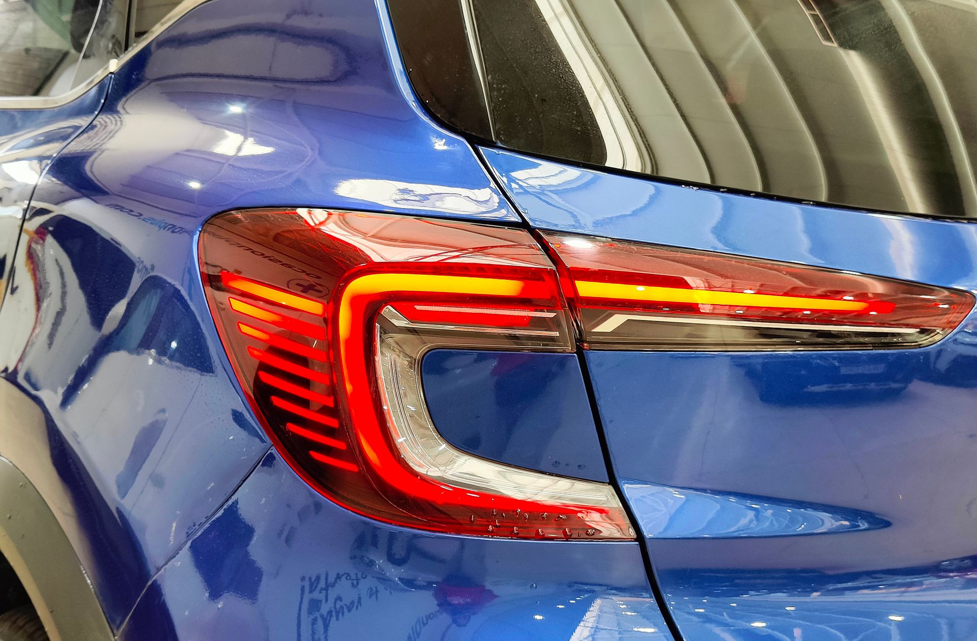 Renault Captur Zen TCe Micro Híbrido EDC GPF - foto 15