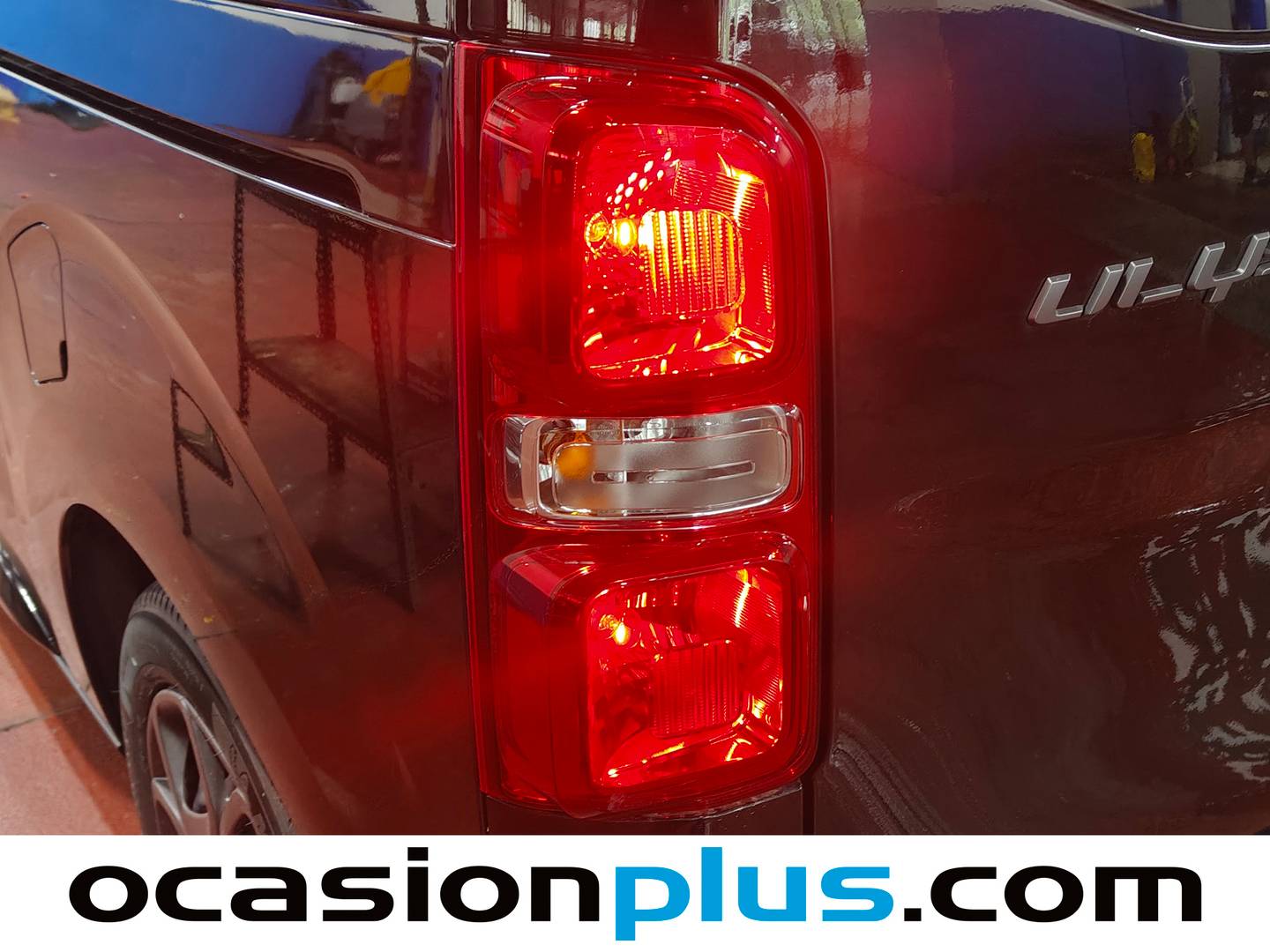 Accesorios del Fiat Ulysse Fiat Ulysse BlueHDi 180 S&S Talla M AT8 (180 CV) 8 Plazas