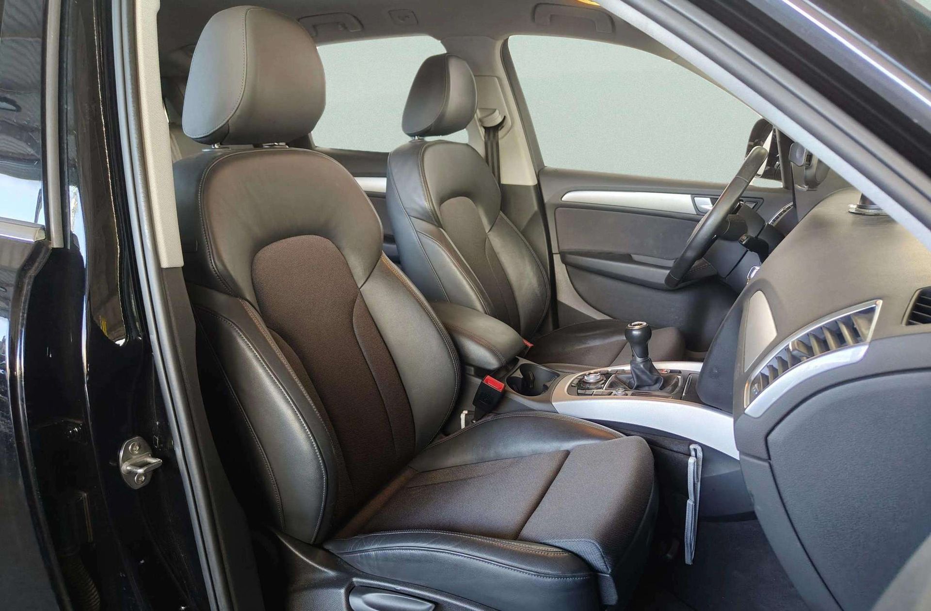 Audi Q5 S line edition 2.0 TDI ultra - foto 19