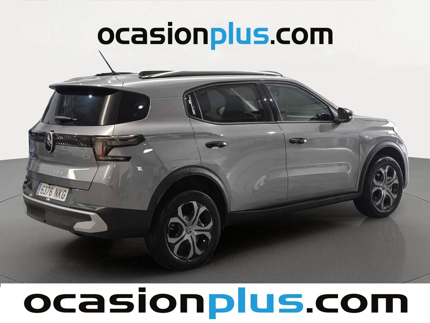 Foto trasera Citroën C3 Aircross Citroën C3 Aircross Hybrid 145 Plus e-DCS6 (145 CV) derecha