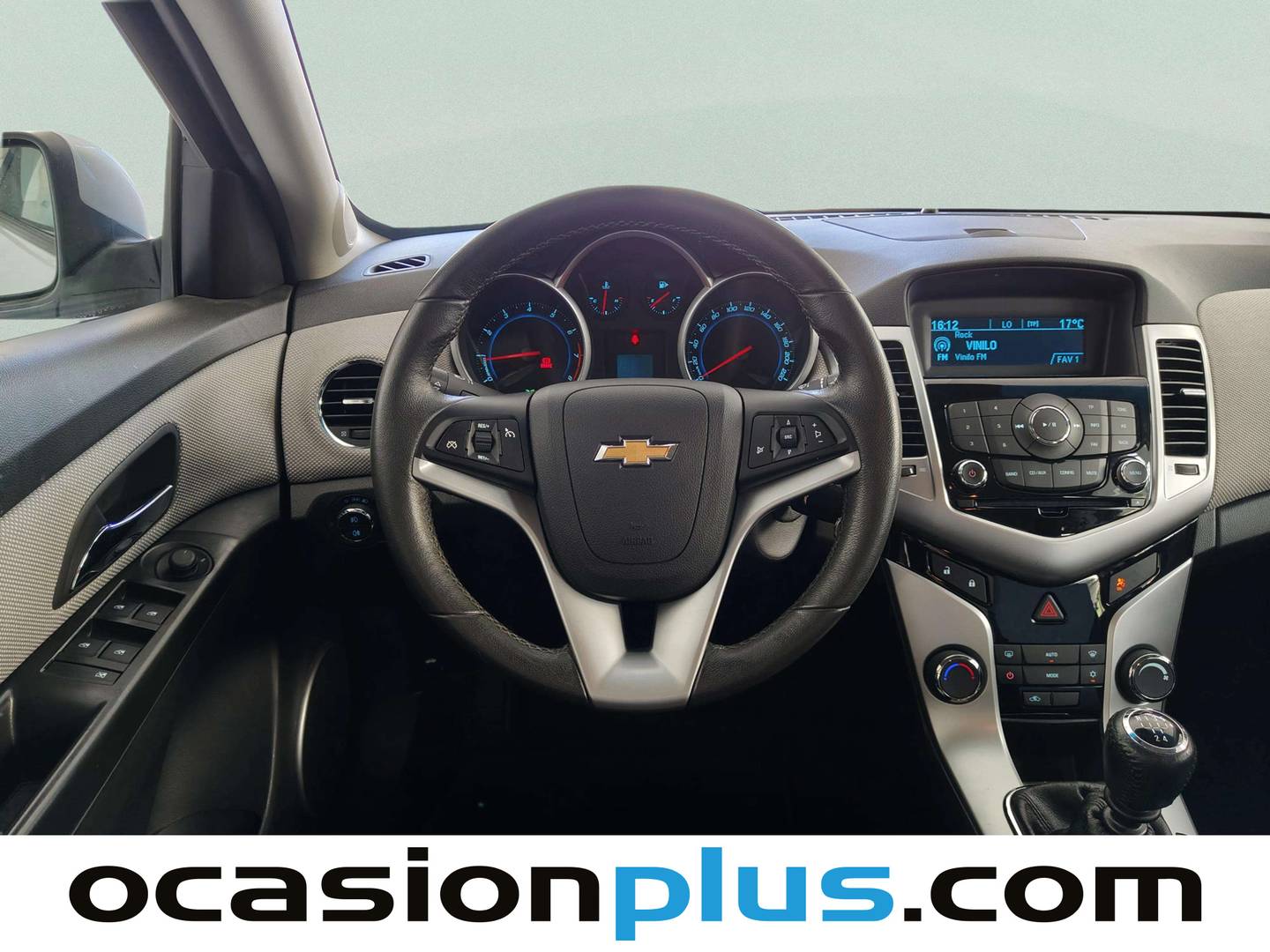Extras y acabados del Chevrolet Cruze Chevrolet Cruze 1.6 LS+ Clima (124 CV)