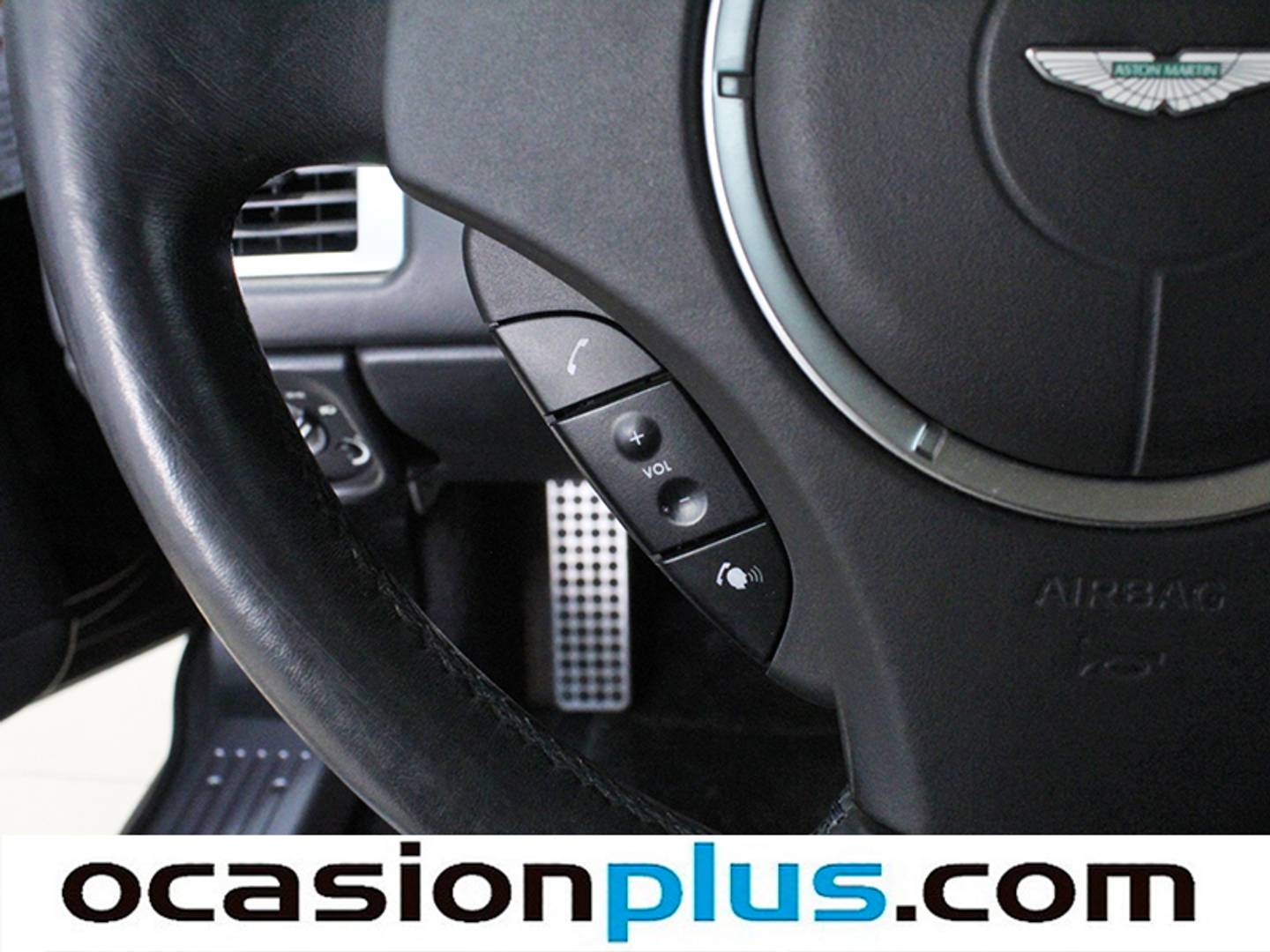 Foto Aston Martin DB9 Aston Martin DB9 Cabrio 5.9 Volante Touchtronic 2 (450 CV)