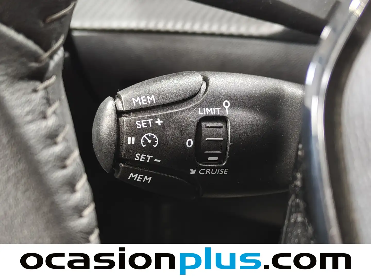 Foto Peugeot 2008 Peugeot 2008 Puretech 100 S&S Active Pack (100 CV)