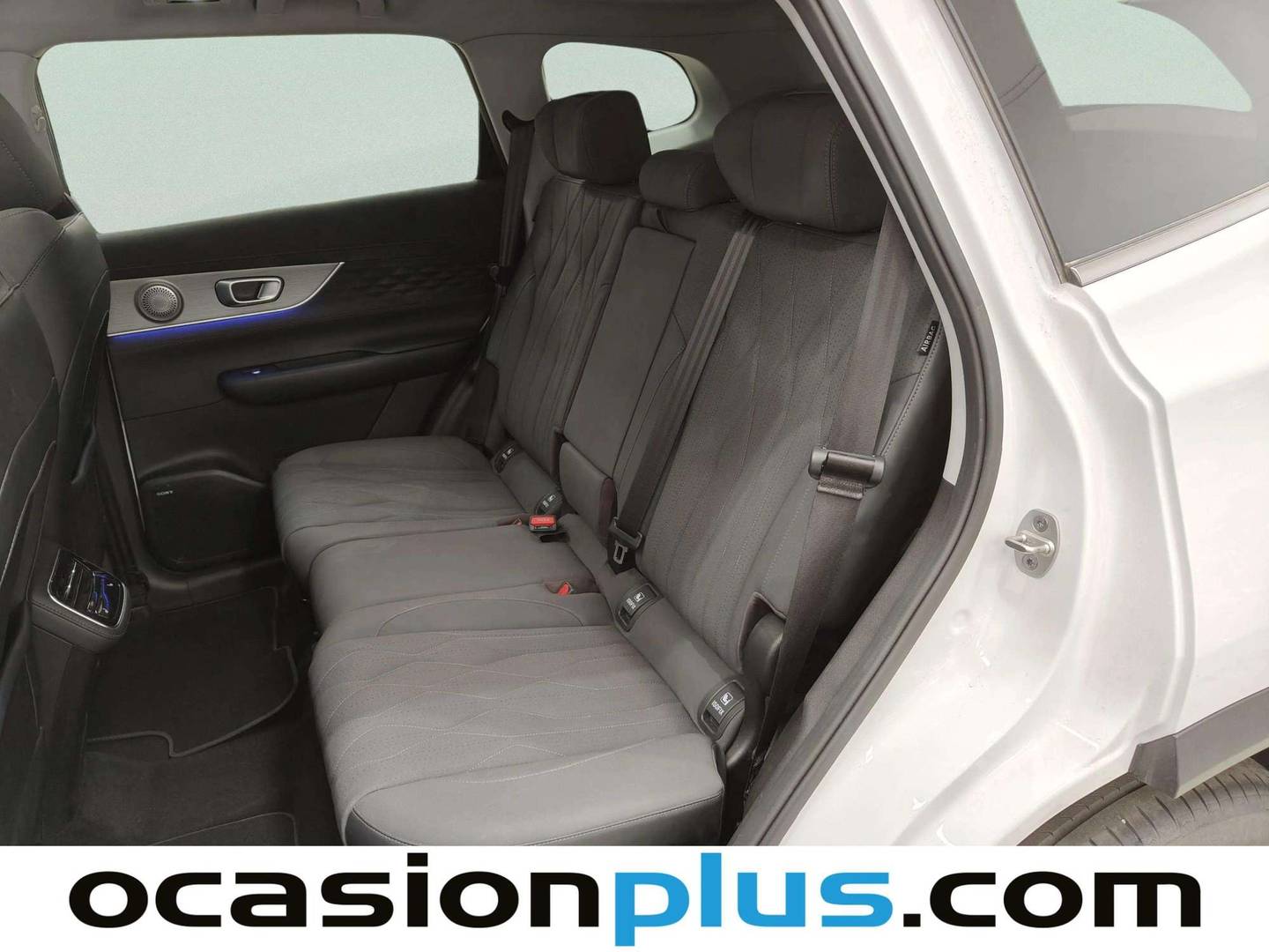 Foto asientos traseros EBRO S800 EBRO S800 1.6 TGDI Luxury DCT (147 CV) 7 plazas