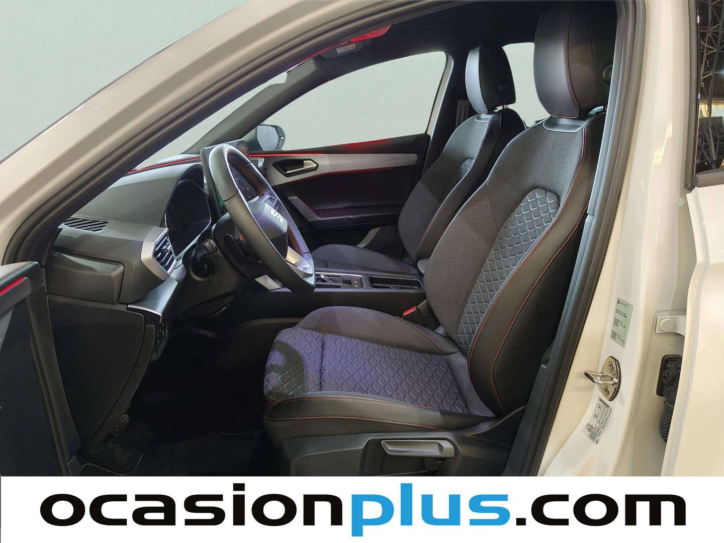 Foto asientos delanteros Seat León Seat León 1.5 eTSI S&S FR Special Edition DSG  (150 CV)