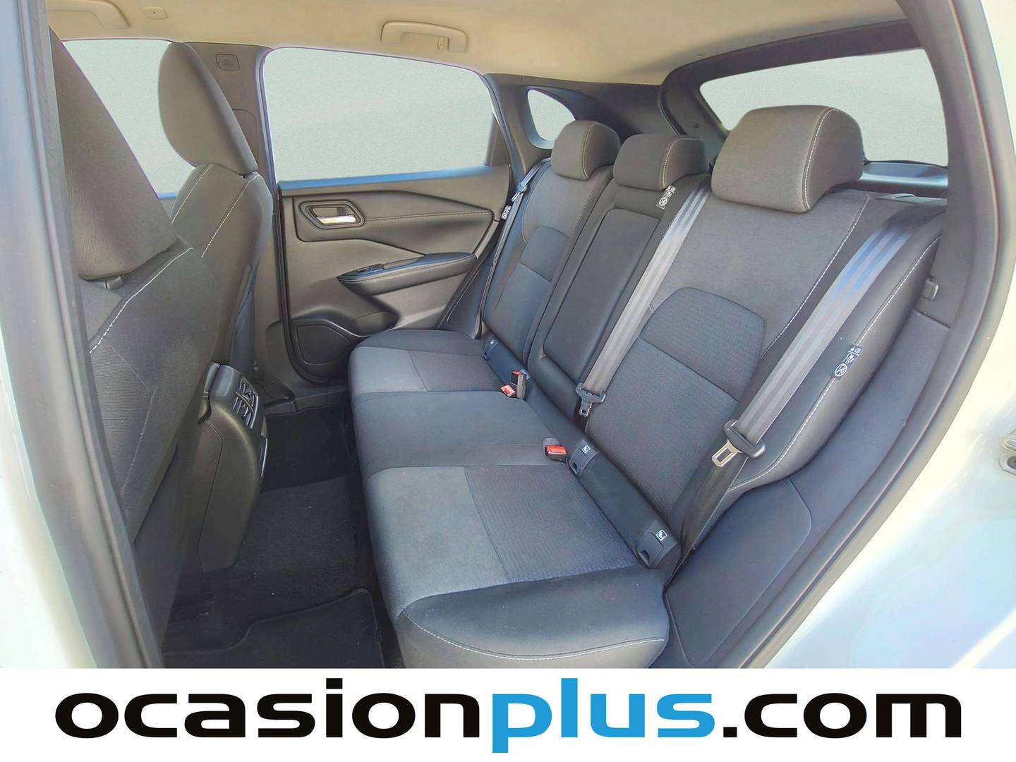 Foto asientos traseros Nissan QASHQAI Nissan Qashqai E-POWER N-Connecta Auto (190 CV)