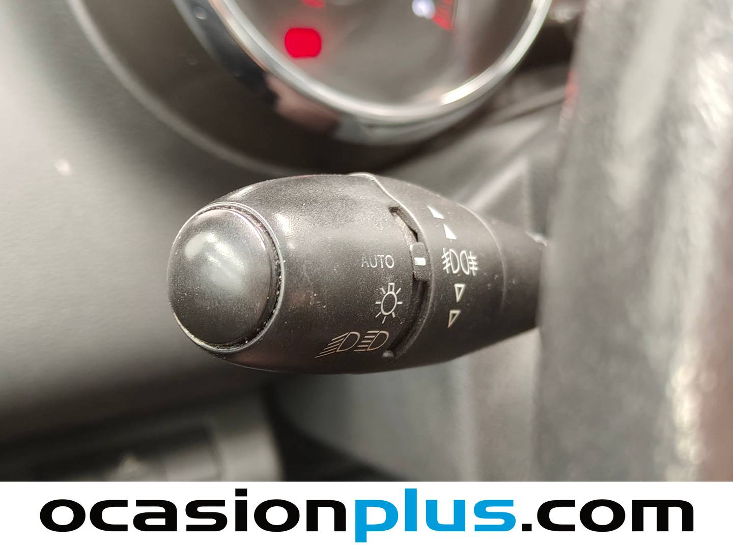 Extras y acabados del Peugeot 3008 Peugeot 3008 1.6 HDI FAP Premium CMP (110 CV)