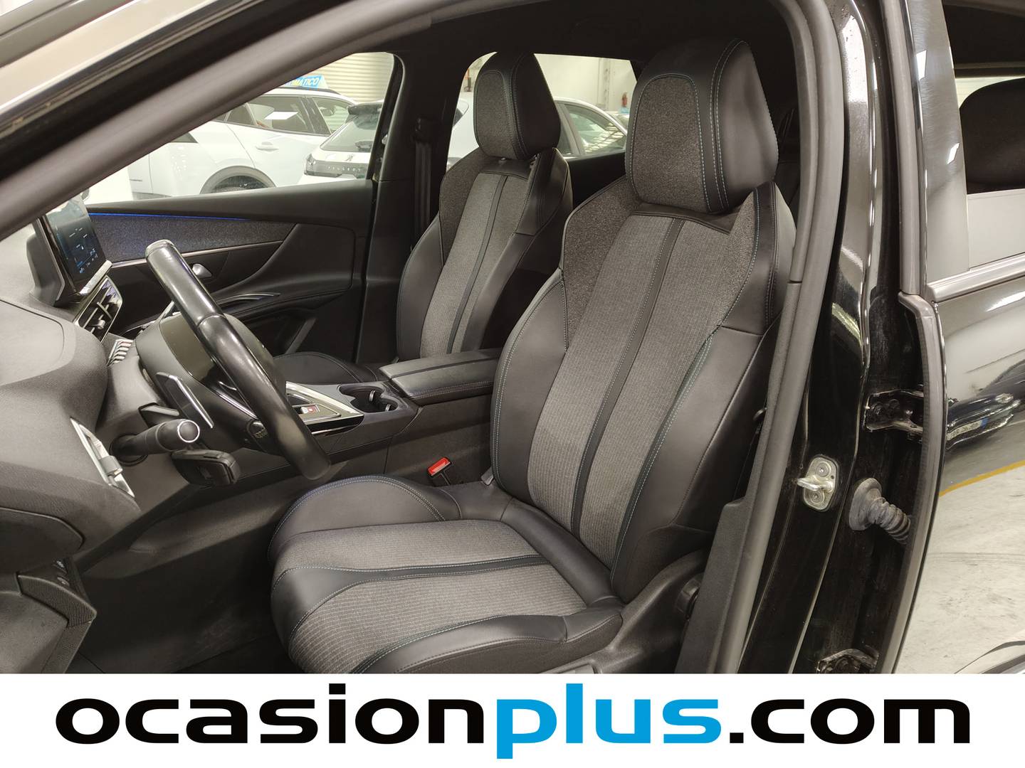 Foto Peugeot 3008 Hybrid Peugeot 3008 Hybrid 300 Allure Pack e-EAT8 (300 CV)