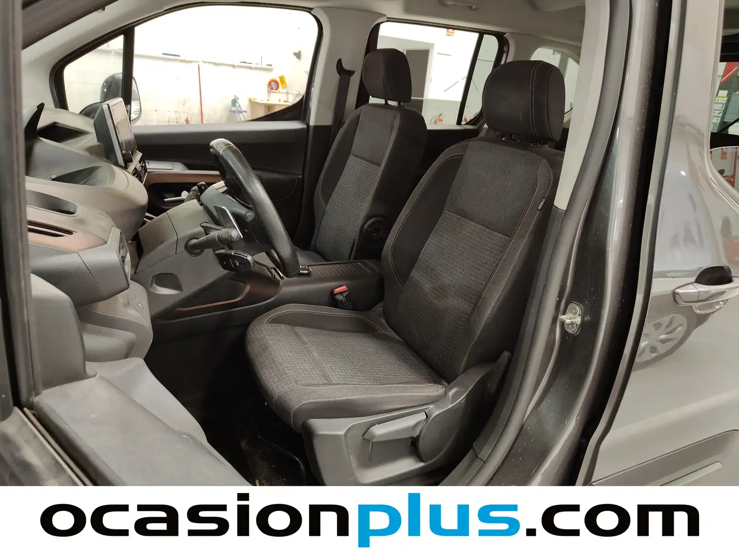 Foto Peugeot Rifter Peugeot Rifter BlueHDi 130 GT Line Standard EAT8 (130 CV)