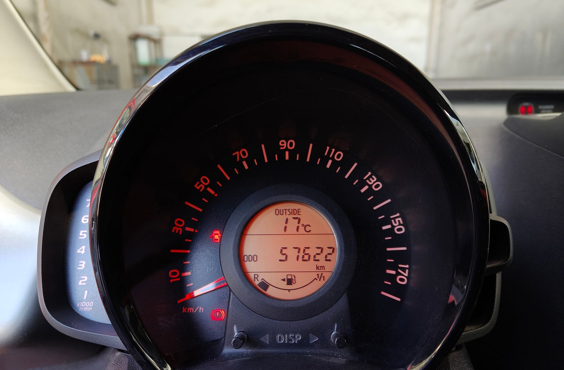 Toyota Aygo 1.0 70 x-play - foto 25