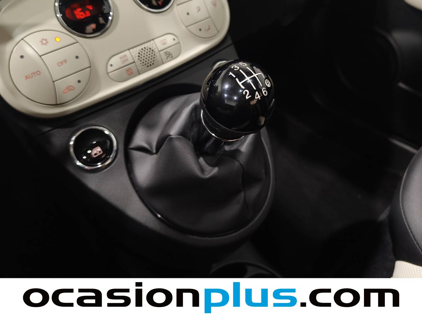 Fiat 500 Fiat 500 1.0 Hybrid Dolcevita (70 CV) de segunda mano