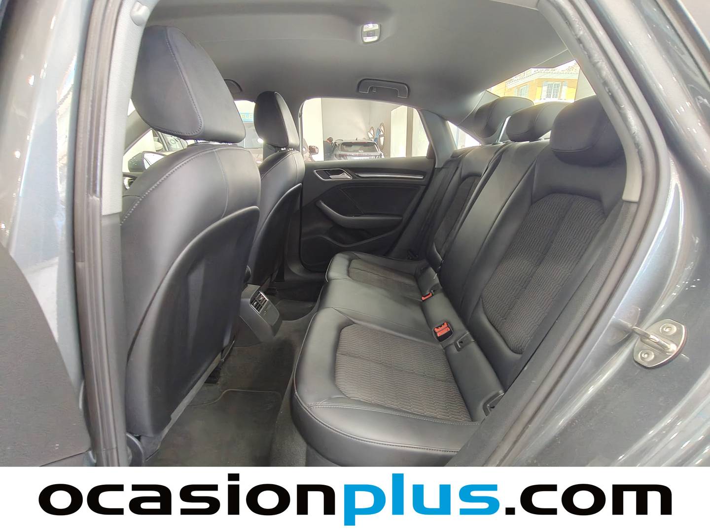 Foto asientos traseros Audi A3 Audi A3 Sedan design edition 1.6 TDI (116 CV)