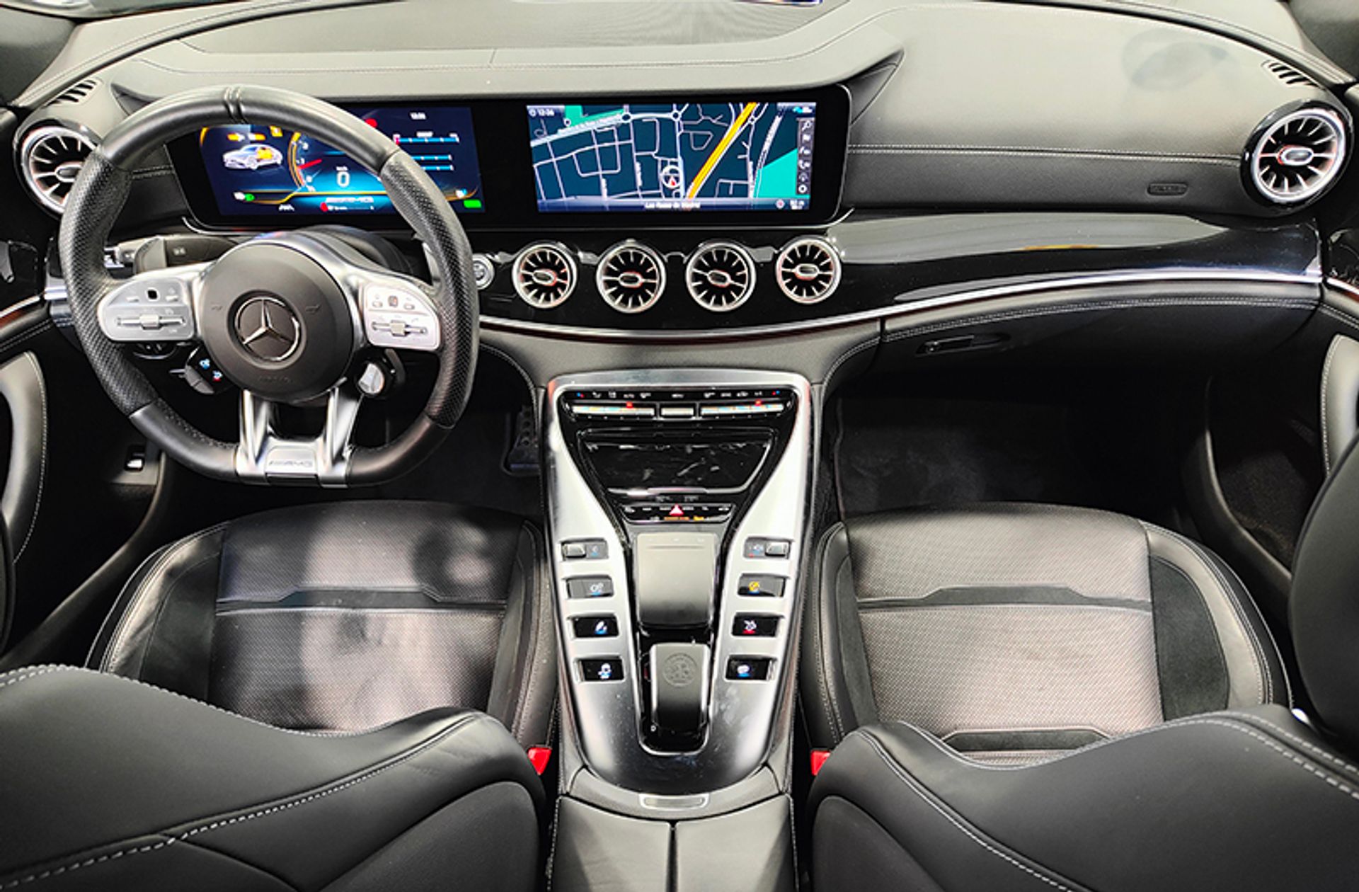 Mercedes-Benz Mercedes-AMG GT 53 AMG 4MATIC+ - foto 14