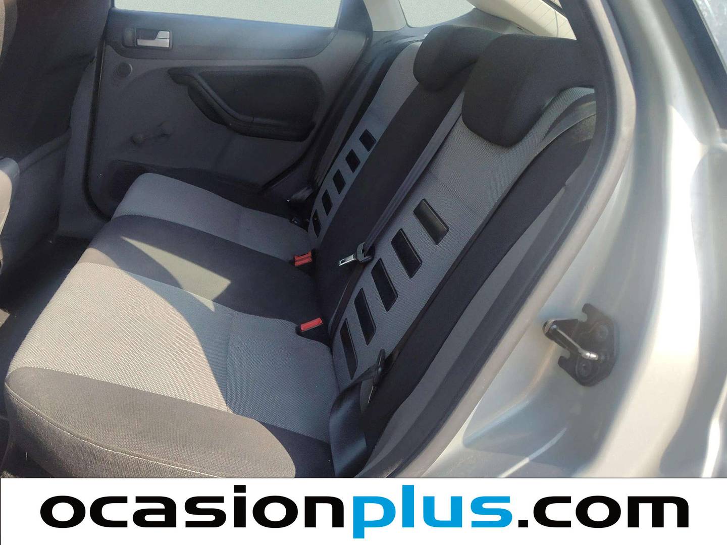 Foto asientos traseros Ford Focus Ford Focus 1.6 TDCI Trend (109 CV)