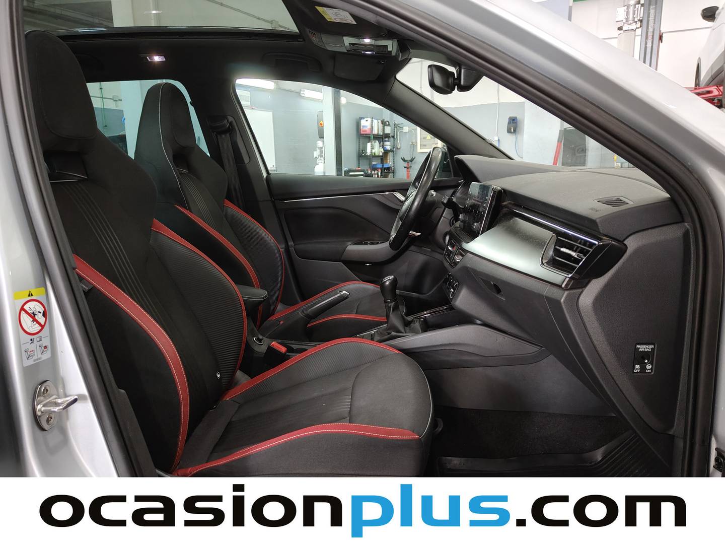 Foto Skoda Kamiq Skoda Kamiq 1.0 TSI Sport 81 kW (110 CV)