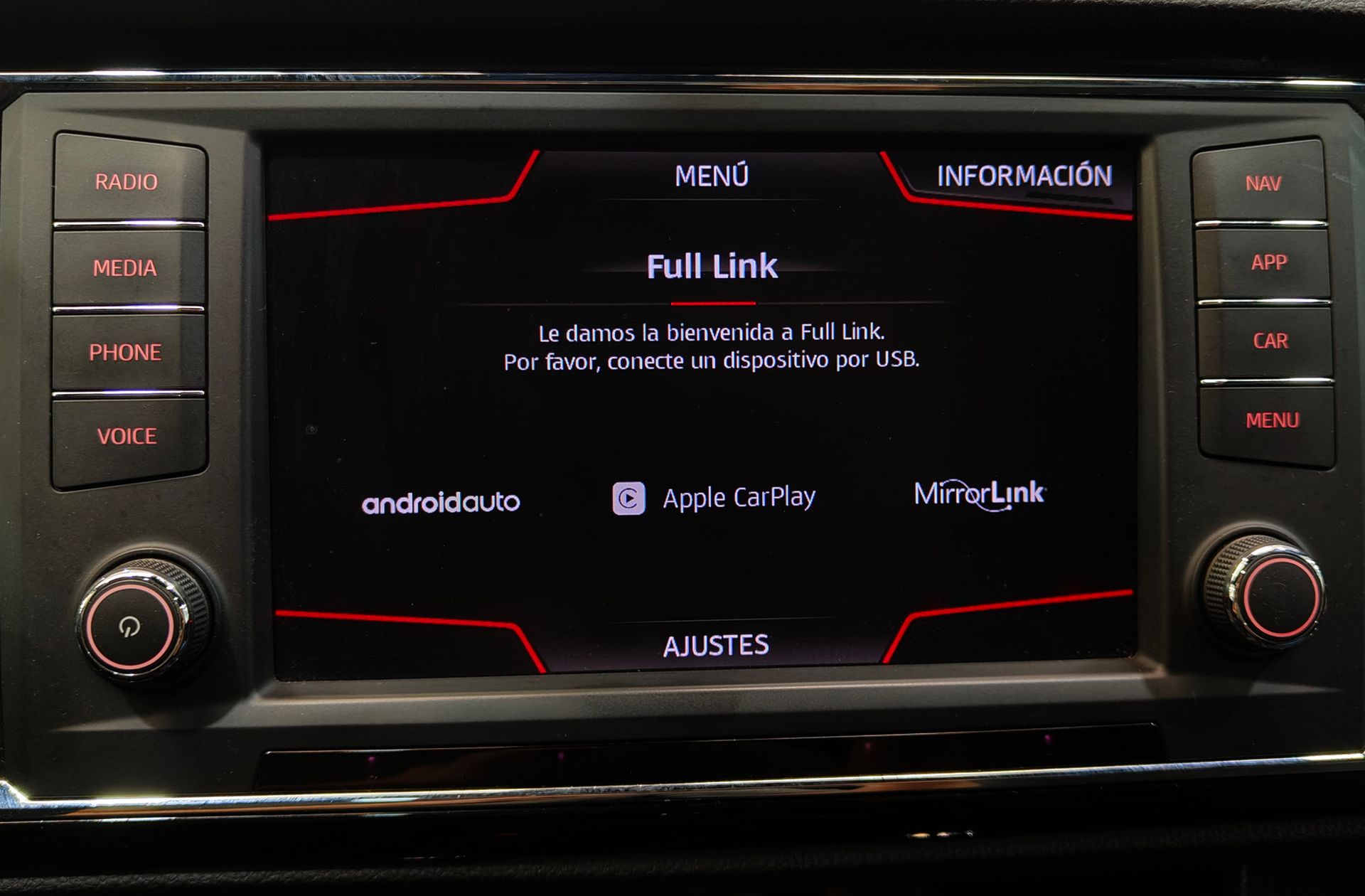 SEAT Ateca 2.0 TSI FR 4Drive DSG - foto 13