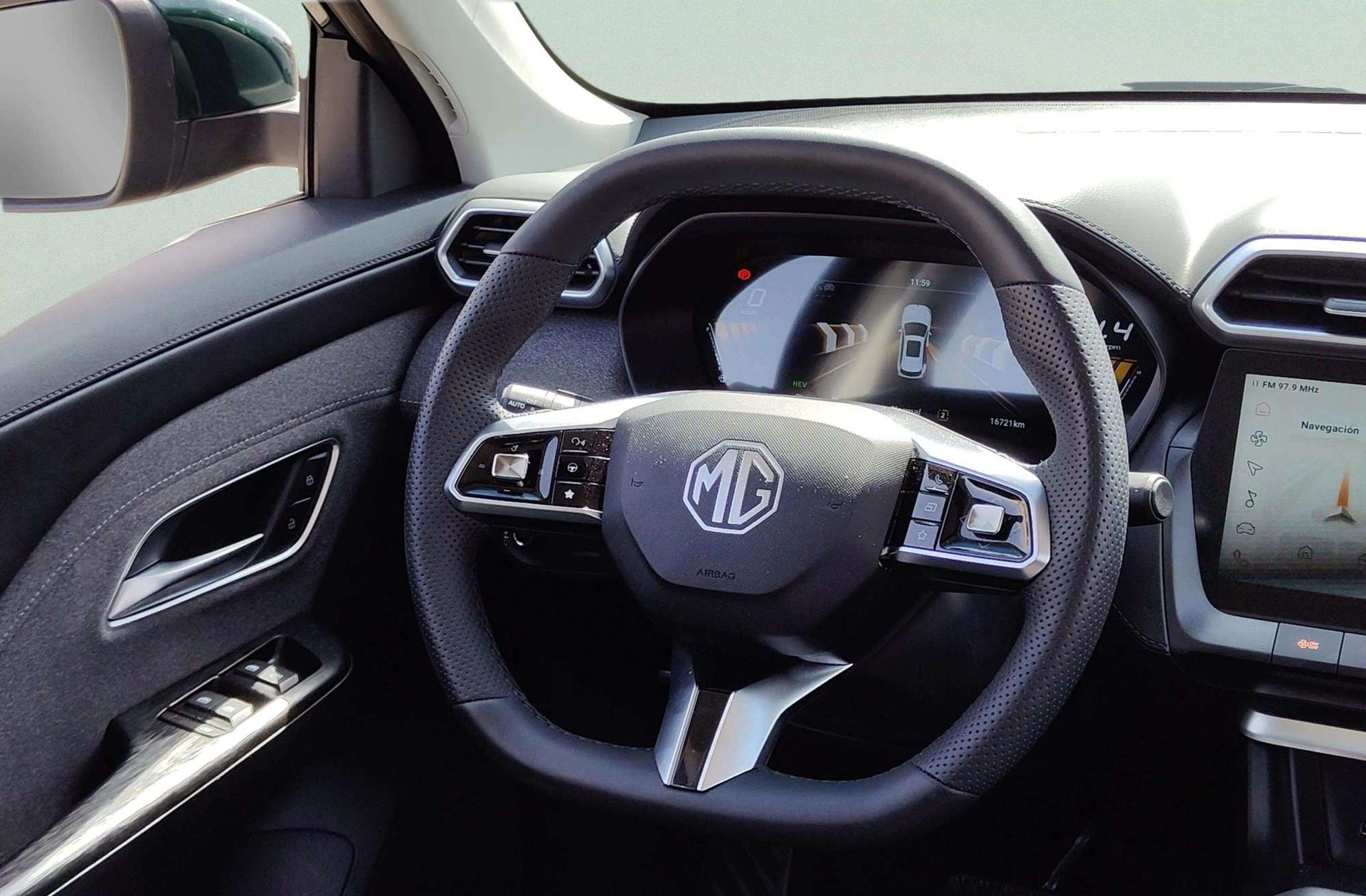 MG ZS 1.5 Hybrid+ Comfort - foto 19